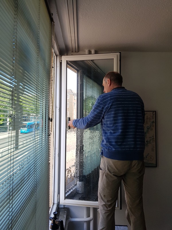 Hitzeschutzfolien - leicht spiegelnd (silber) - Rund ums Fenster