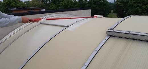 Sonnenschutzlack für Kunststoff und Glasflächen